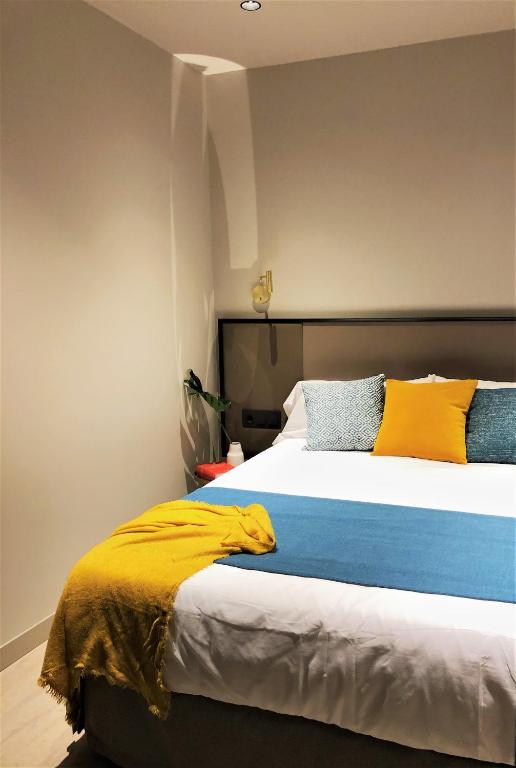 Двухместный (Двухместный номер Делюкс с 1 кроватью или 2 отдельными кроватями) отеля HOTEL TORRENT, Росес