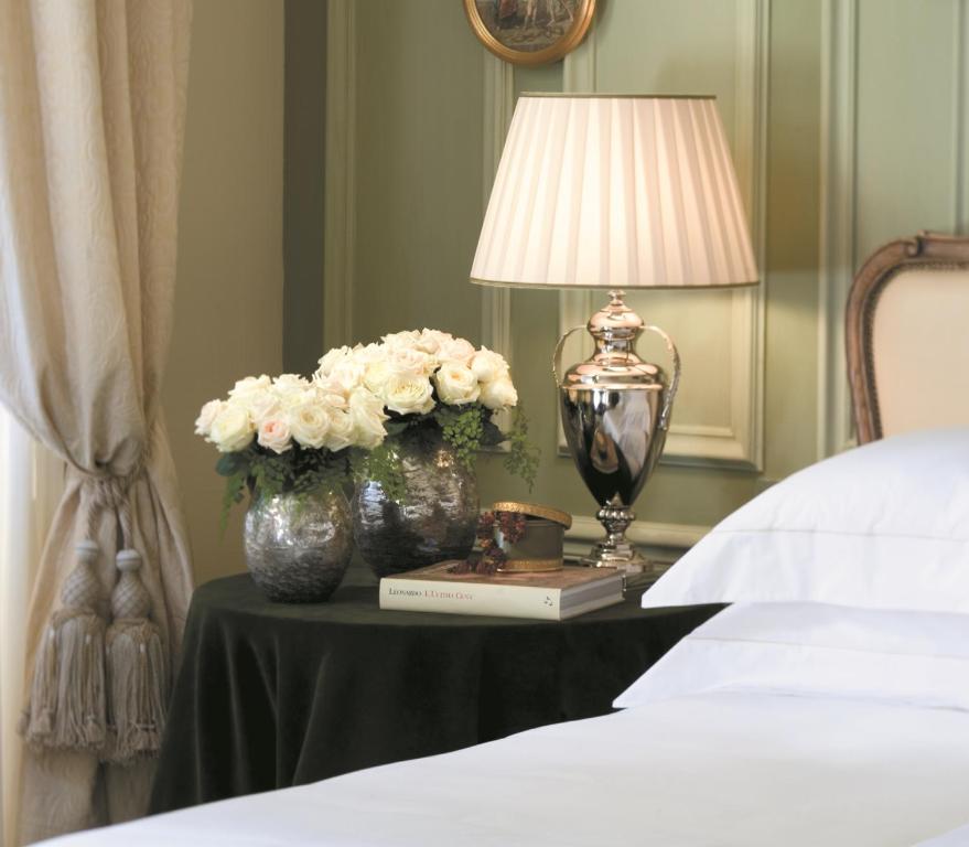 Двухместный (Номер Делюкс с кроватью размера «king-size») отеля Four Seasons Hotel Firenze, Флоренция