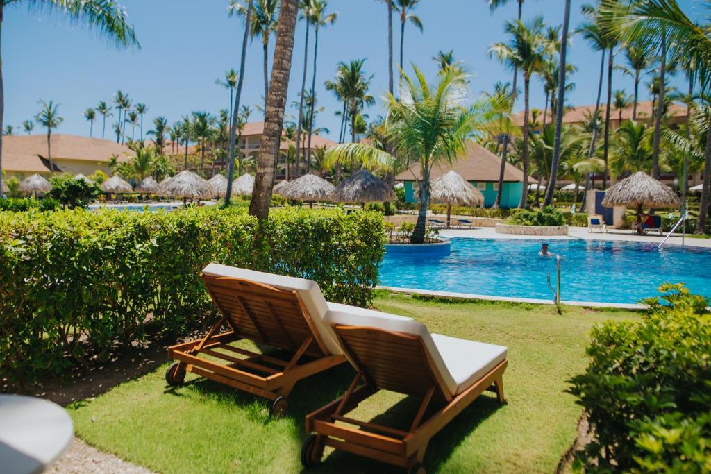 Сьюит (Полулюкс Majestic с прямым доступом к бассейну - Бесплатный Wi-Fi), Majestic Colonial - Punta Cana