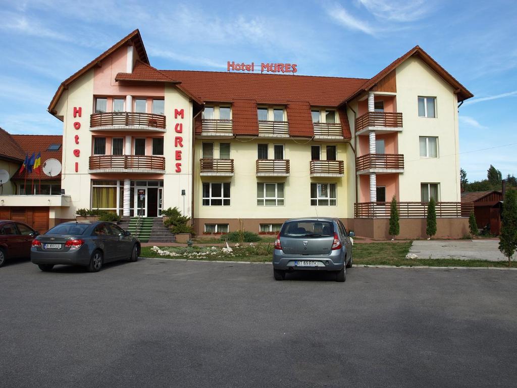 Отель Hotel Mures, Совата