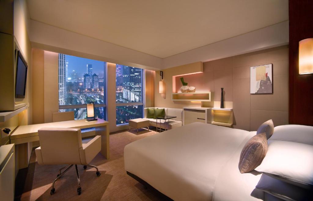 Двухместный (Номер Grand с кроватью размера «king-size» и видом на парк), Grand Hyatt Guangzhou