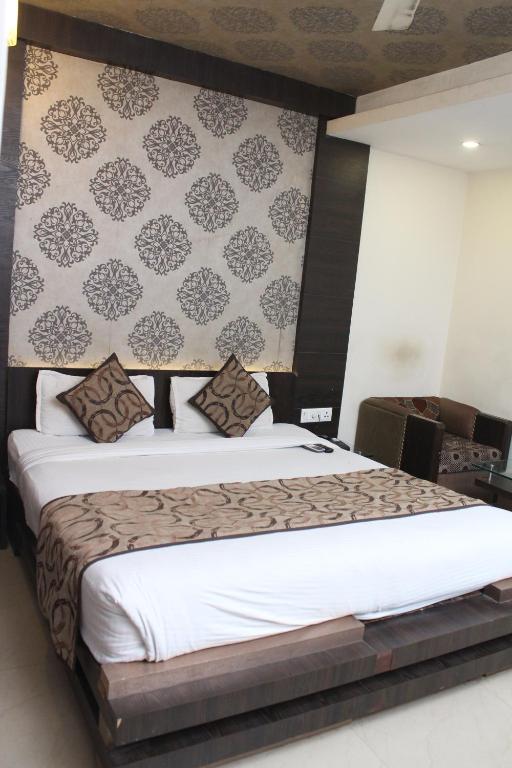 Семейный (Семейный двухместный номер с 1 кроватью) отеля Hotel Galaxy, Аллахабад