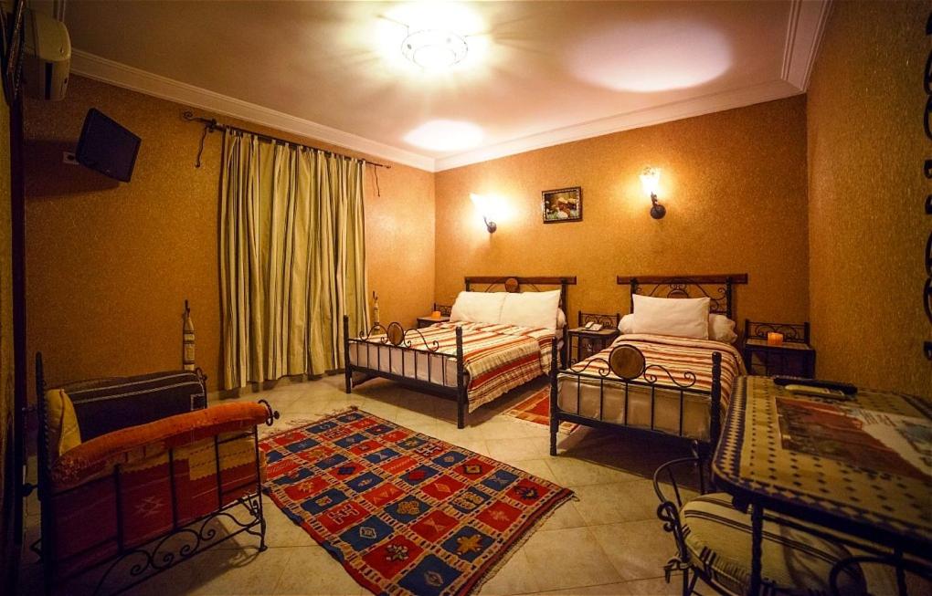 Трехместный (Трехместный номер) отеля hotel salama, Тафраут