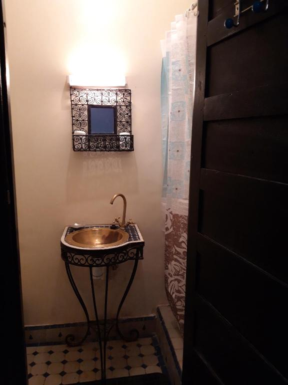 Номер (Дом с 3 спальнями), Riad Les Portes De La Medina