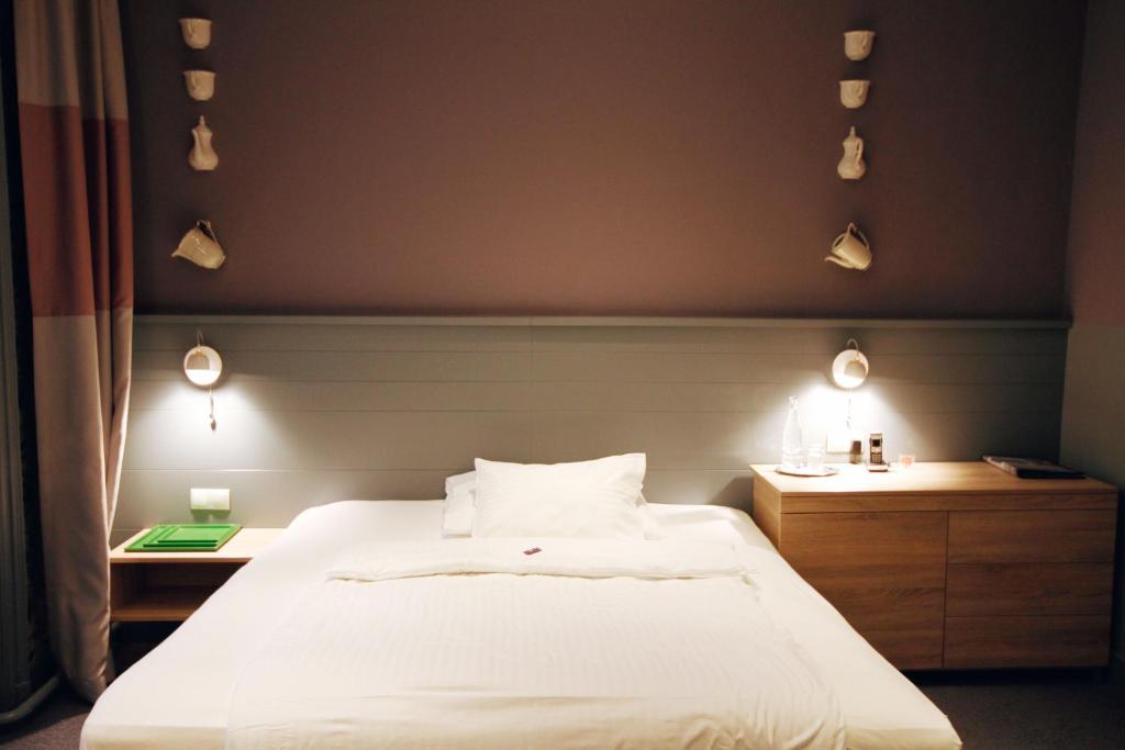Двухместный (Небольшой двухместный номер с 1 кроватью) отеля Saint SHERMIN bed breakfast & champagne, Вена
