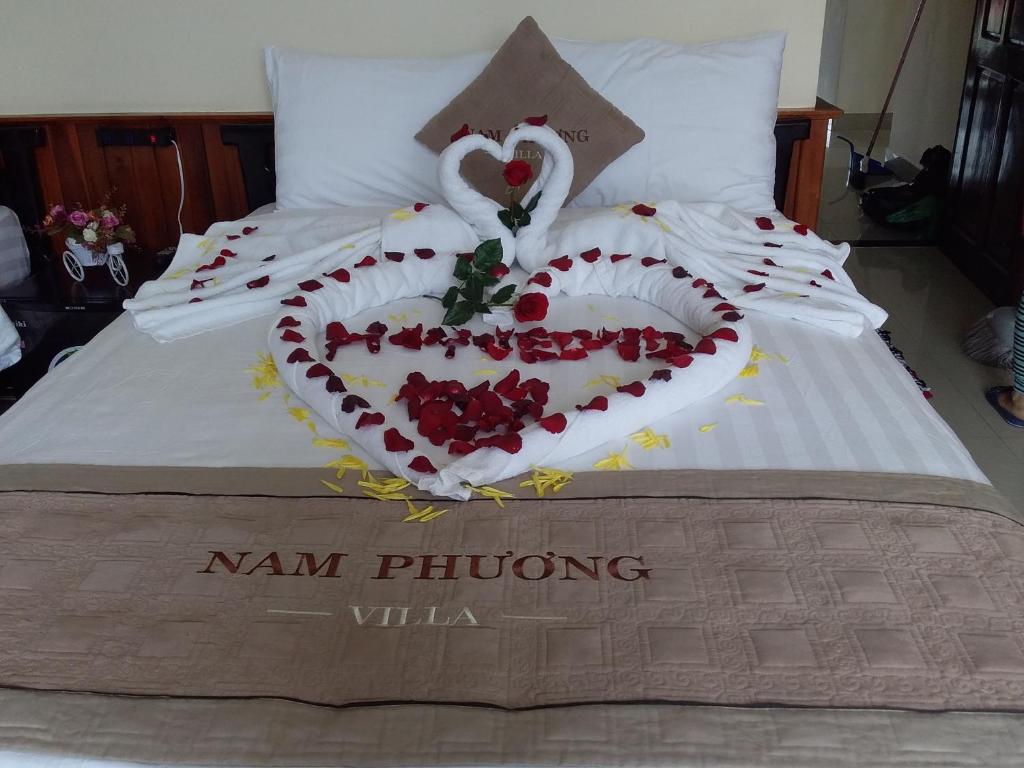 Семейный (Семейный номер Делюкс) отеля Nam Phương Riverside Villa, Хюэ