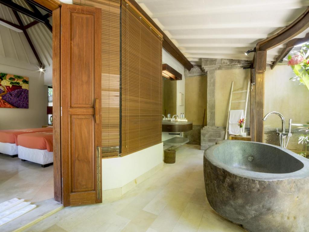 Вилла (Villa Kayu Merah - Three Bedrooms Villa with Private Pool), Akilea Villas