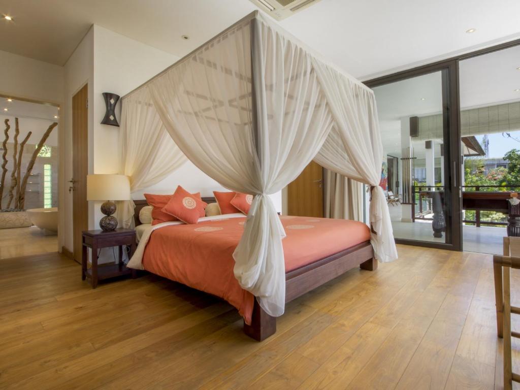 Вилла (Villa Khajuraho - Four Bedrooms Villa with Private Pool), Akilea Villas