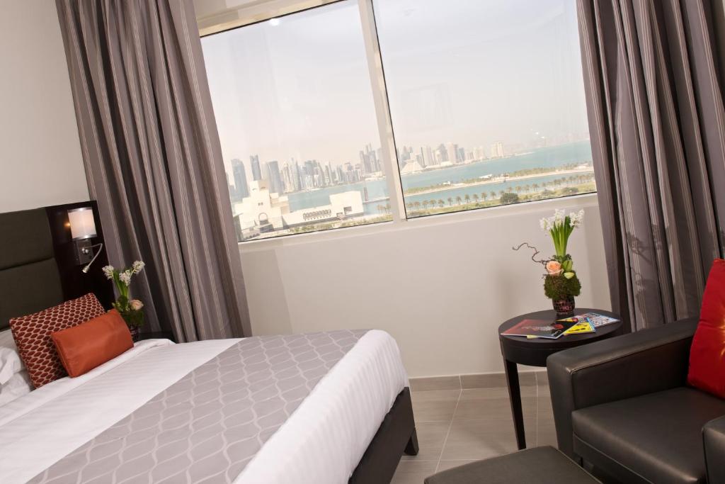 Двухместный (Представительский номер с видом на море) отеля The Royal Riviera Hotel Doha, Доха