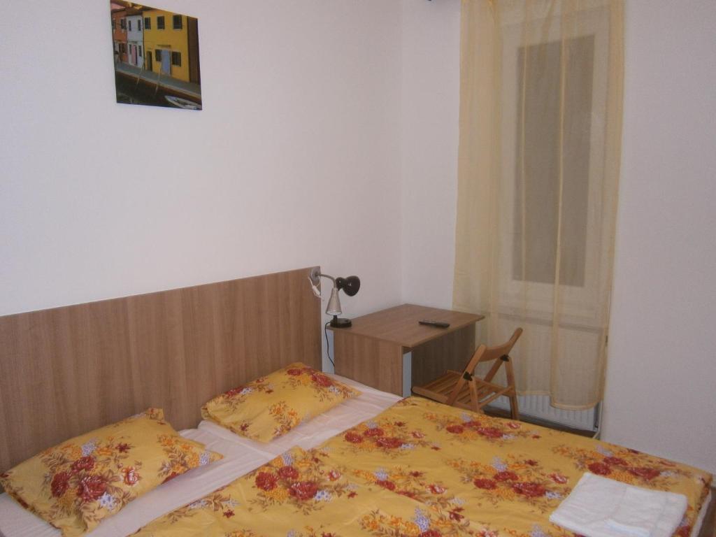 Двухместный (Двухместный номер с 2 отдельными кроватями) гостевого дома Fanni Budapest Guesthouse, Будапешт