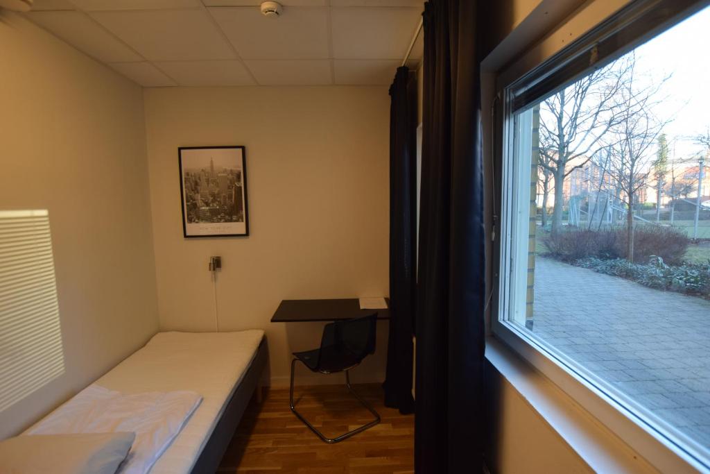 Одноместный (Одноместный номер эконом-класса с общей ванной комнатой) хостела Hisingen Hostel, Гетеборг