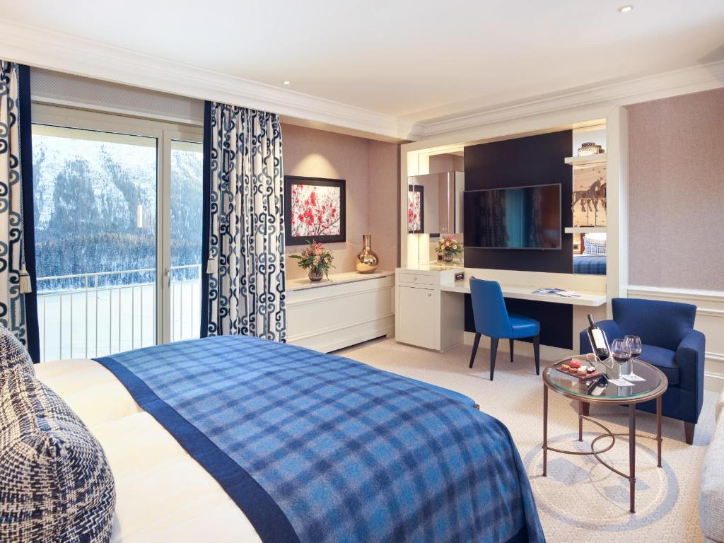 Двухместный (Двухместный номер Делюкс с 1 кроватью или 2 отдельными кроватями и видом на озеро) отеля Kulm Hotel St. Moritz, Санкт-Мориц