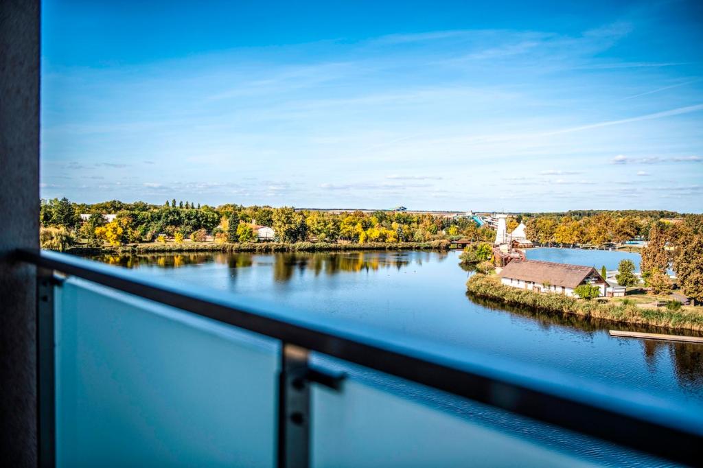 Двухместный (Классический двухместный номер с 1 кроватью и балконом), Hotel Délibáb