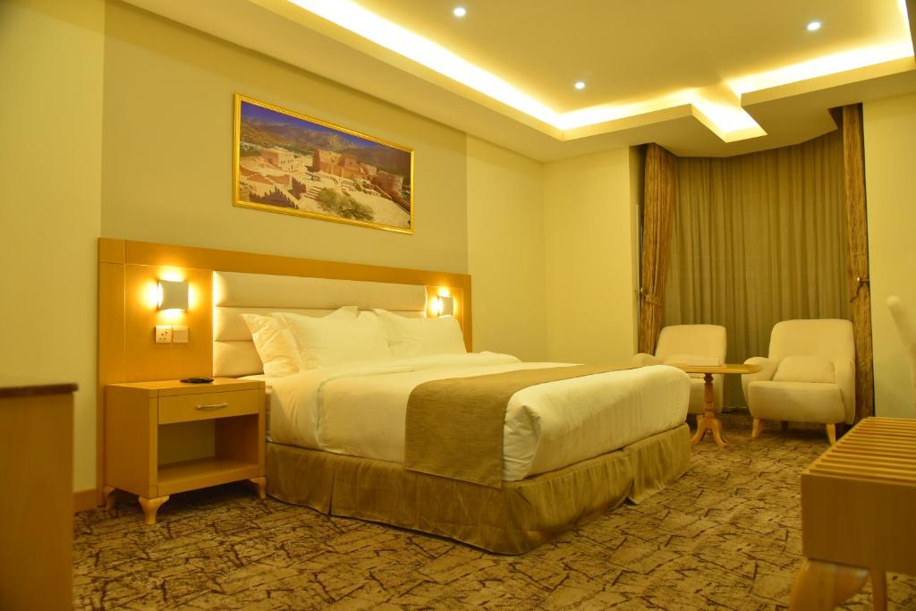 Четырехместный (Четырехместный номер) отеля Muscat Plaza Hotel, Маскат