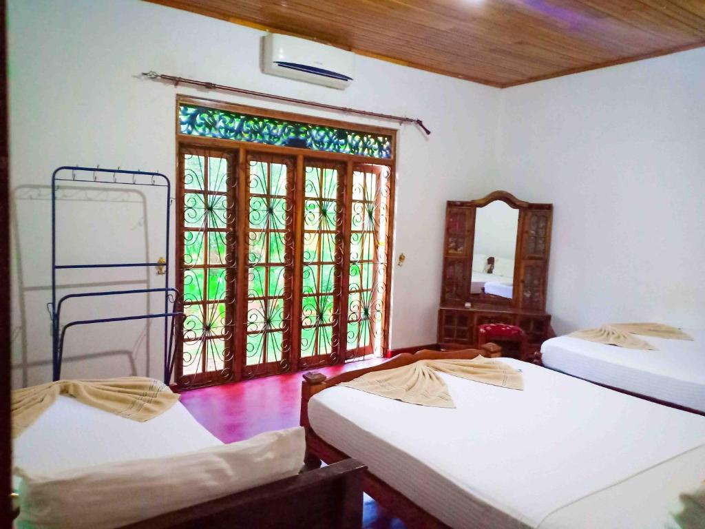 Семейный (Семейный номер Делюкс) отеля Sigiri Thilanka Rest Sigiriya, Сигирия