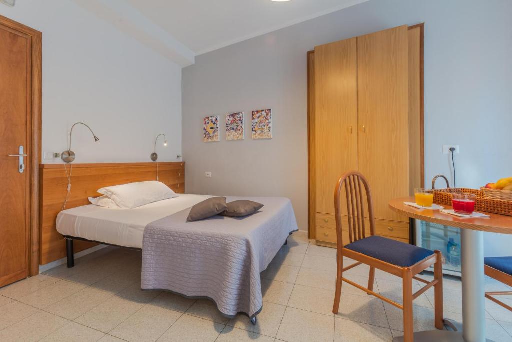 Двухместный (Двухместный номер эконом-класса с 1 кроватью или 2 отдельными кроватями) отеля Hotel Viterbo Inn, Витербо