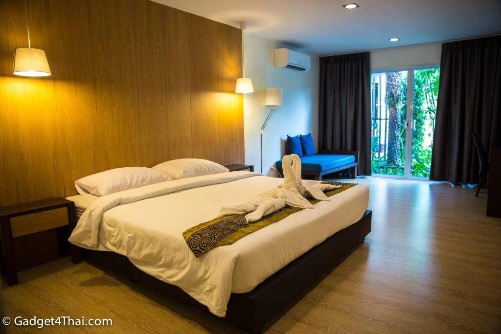 Номер (Бунгало с 1 спальней) парк-отеля Baan Klang Aow Beach Resort, Прачуапкхирикхан