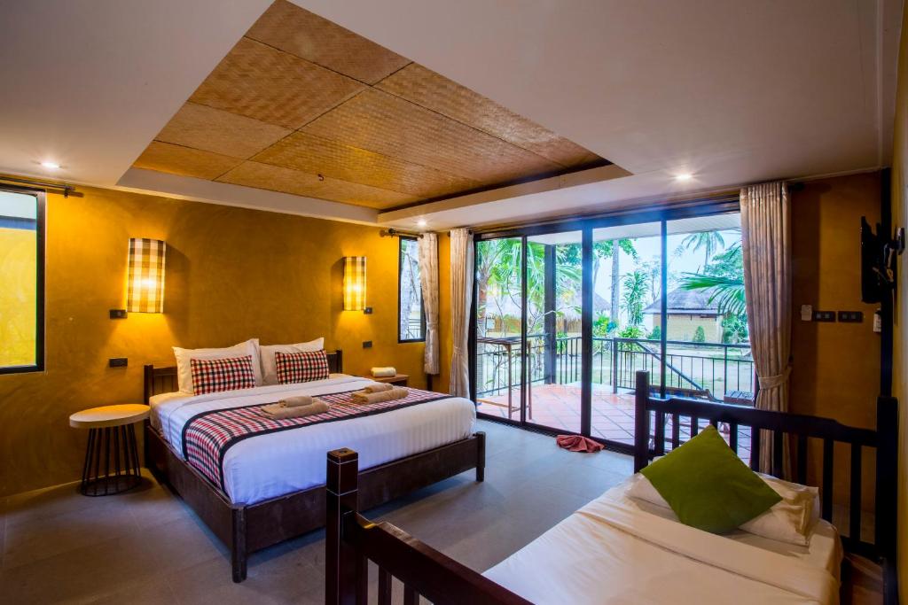Семейный (Семейный номер) курортного отеля Thapwarin Resort, Кох-Нгай