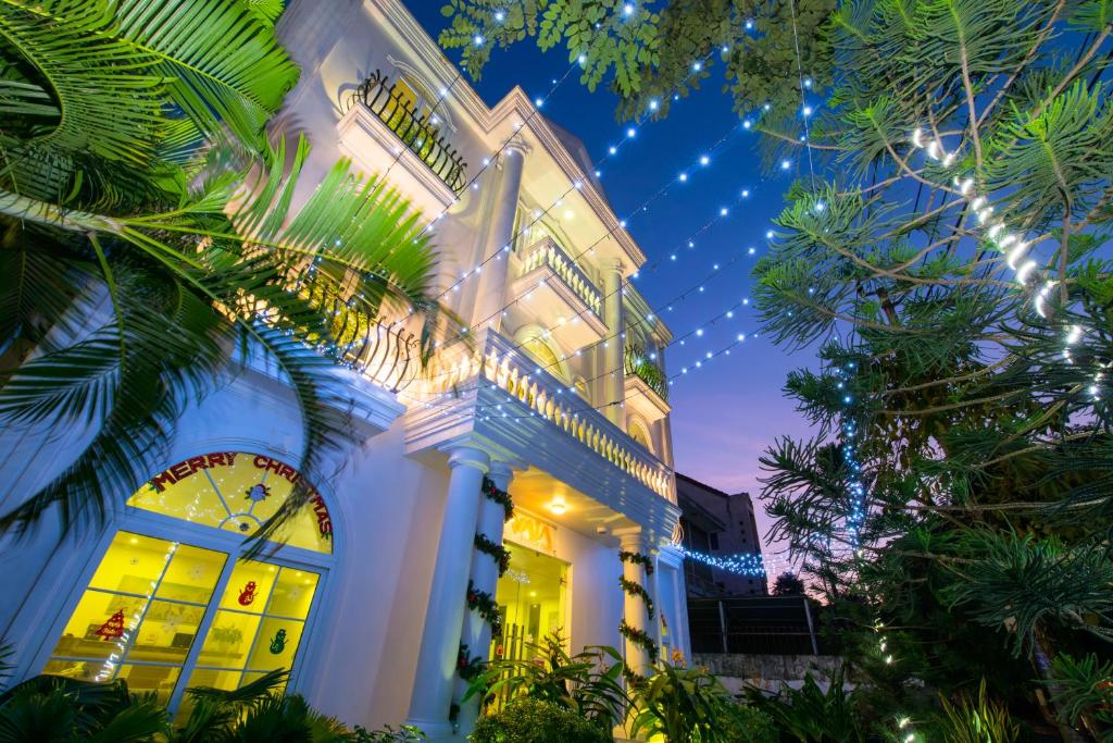 Отель Vaia Boutique Hotel Hoi An, Хойан