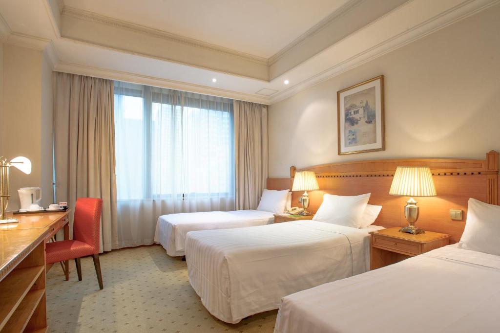 Трехместный (Трехместный номер с душем), Best Western Plus Hotel Hong Kong