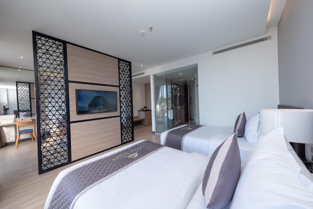 Двухместный (Premium Deluxe Twin Room with Balcony) отеля Golf Valley Hotel, Далат