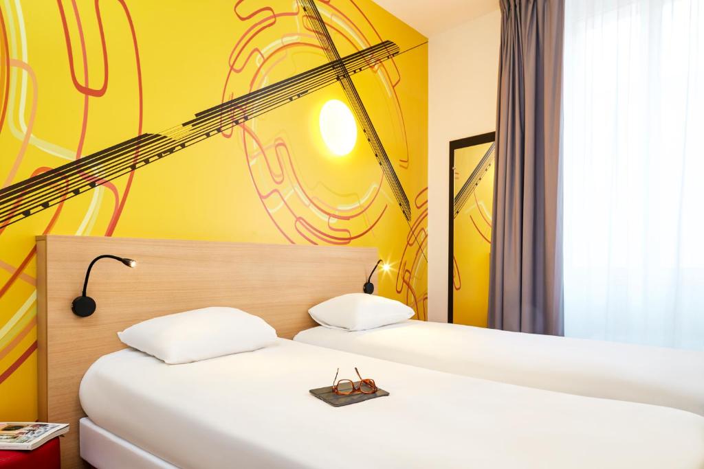 Двухместный (Стандартный двухместный номер с 2 отдельными кроватями) отеля Hôtel Marseille Saint-Charles, Марсель