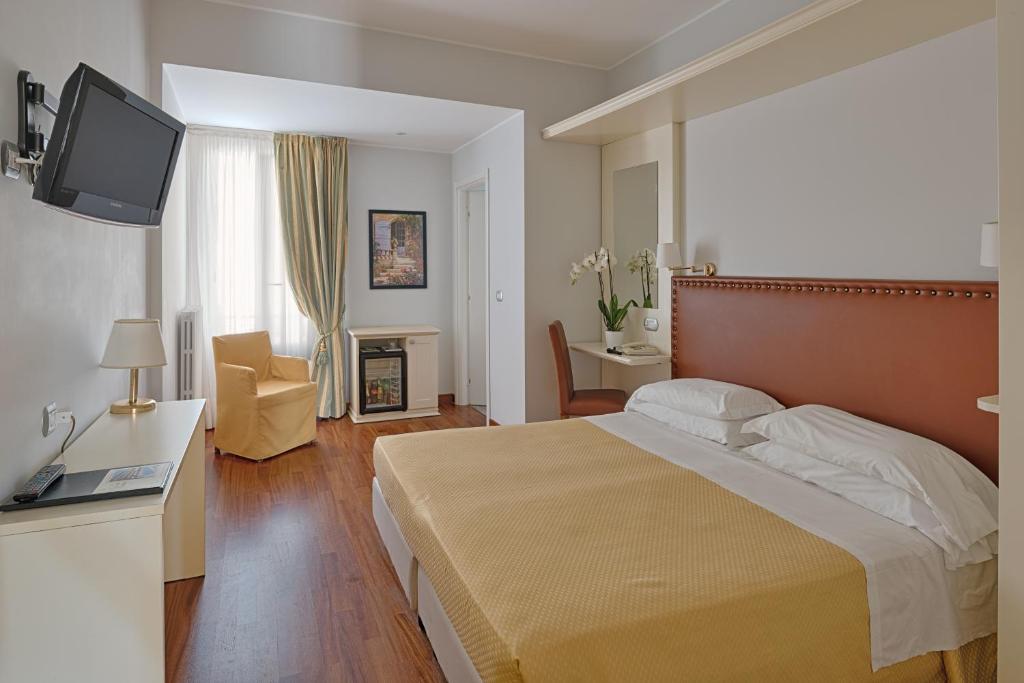 Двухместный (Стандартный двухместный номер с 1 кроватью) отеля Hotel Paradiso, Сан-Ремо