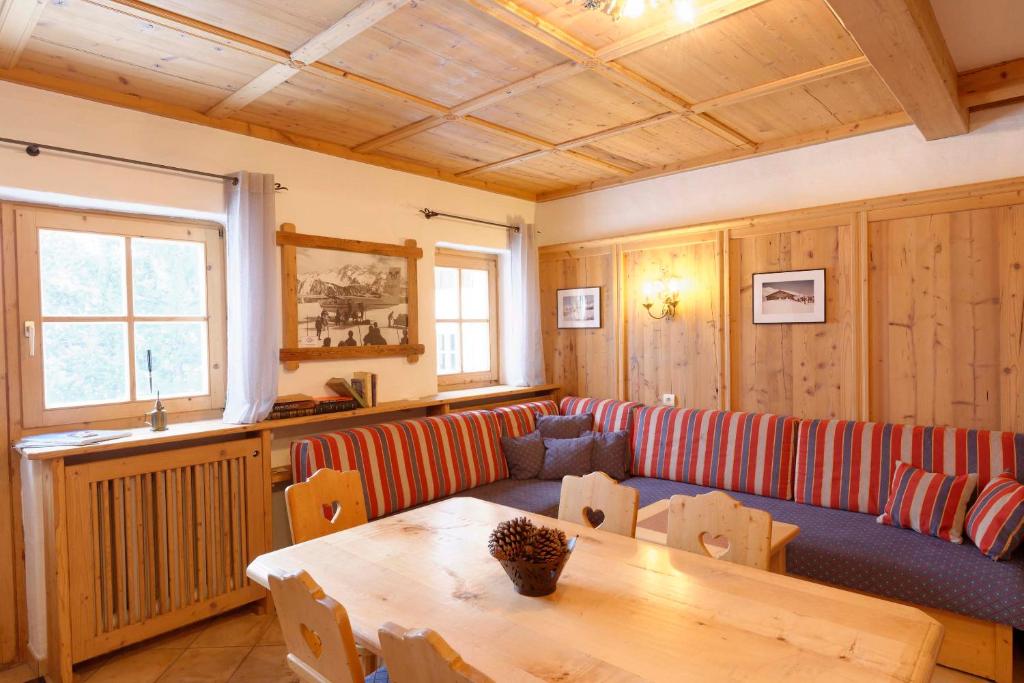 Апартаменты (Просторные апартаменты с 2 спальнями), Chalet Altibar Courchevel