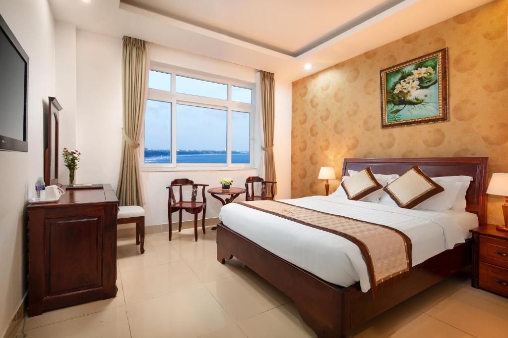 Двухместный (Двухместный номер Делюкс с 1 кроватью) отеля Corvin Hotel, Вунгтау