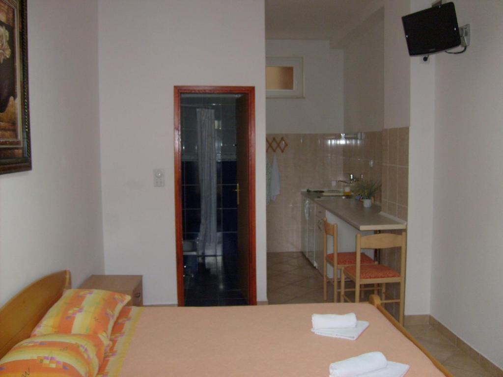 Студио (Номер-студио (для 2 взрослых) с террасой) апартамента Apartments Bovan, Херцег-Нови