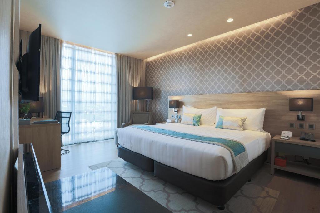 Двухместный (Premier Room - Quarantine Package) отеля bai Hotel Cebu, Себу