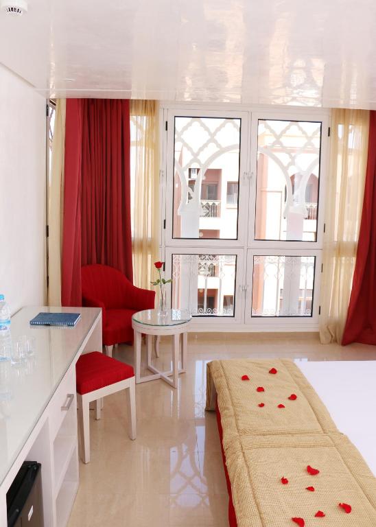 Двухместный (Улучшенный двухместный номер с 1 кроватью или 2 отдельными кроватями) отеля Hôtel Racine, Марракеш