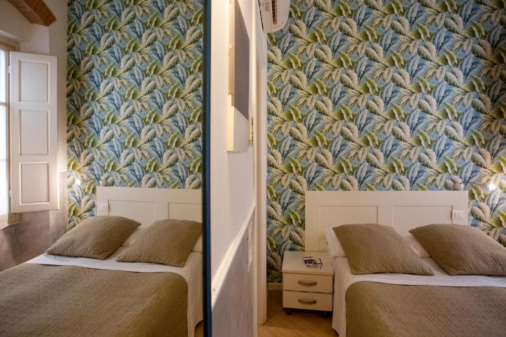 Двухместный (Двухместный номер с 1 кроватью и собственной ванной комнатой вне номера) отеля Albergo Bencidormi, Флоренция