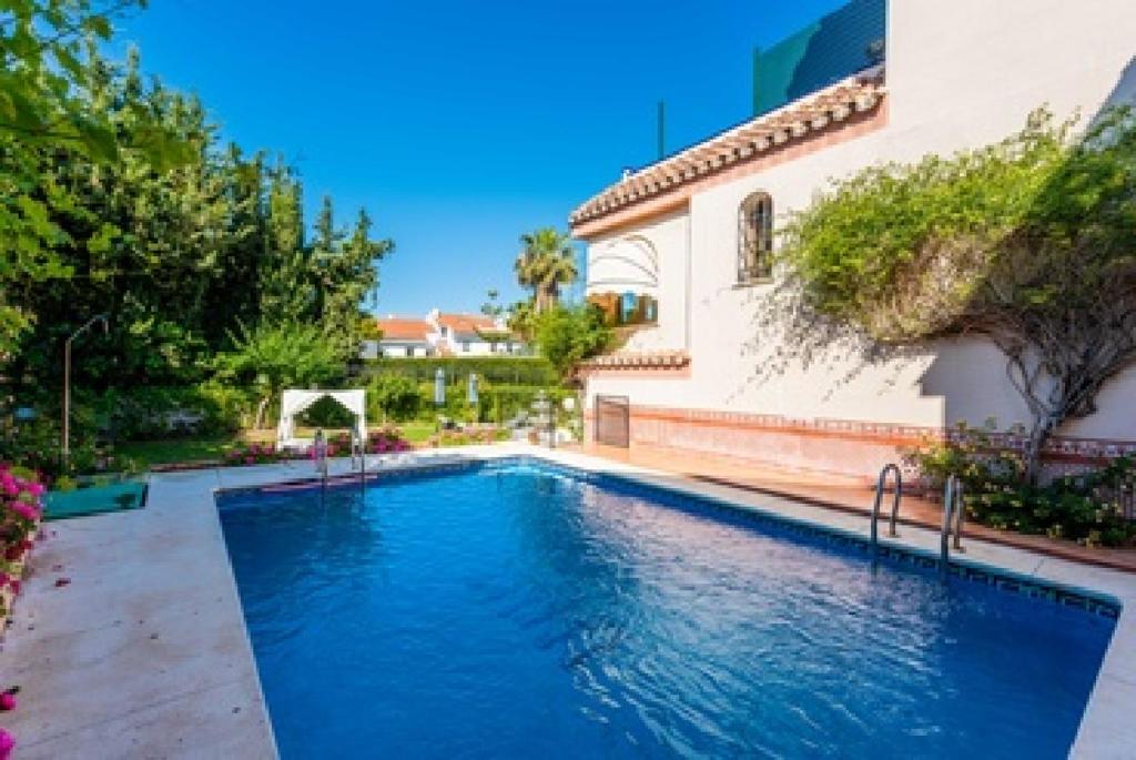 Вилла (Вилла с собственным бассейном), Luxury Villa in Malaga