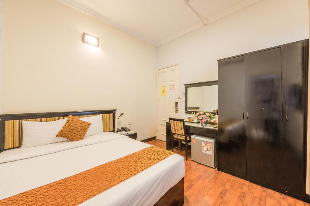 Двухместный (Двухместный номер Делюкс с 1 кроватью или 2 отдельными кроватями с окном) отеля Hasu Hotel, Ханой