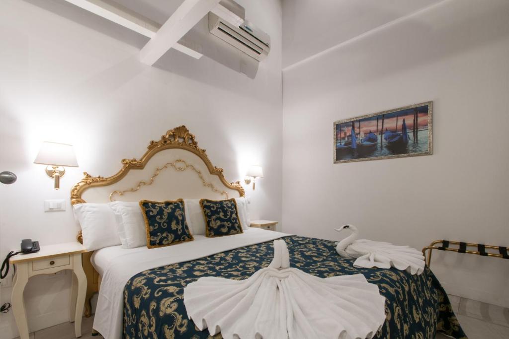 Двухместный (Двухместный номер эконом-класса с 1 кроватью или 2 отдельными кроватями) отеля Al Mascaron Ridente, Венеция