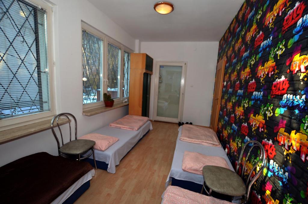 Номер (Односпальная кровать в общем номере с 4 кроватями), Hostel Madeira