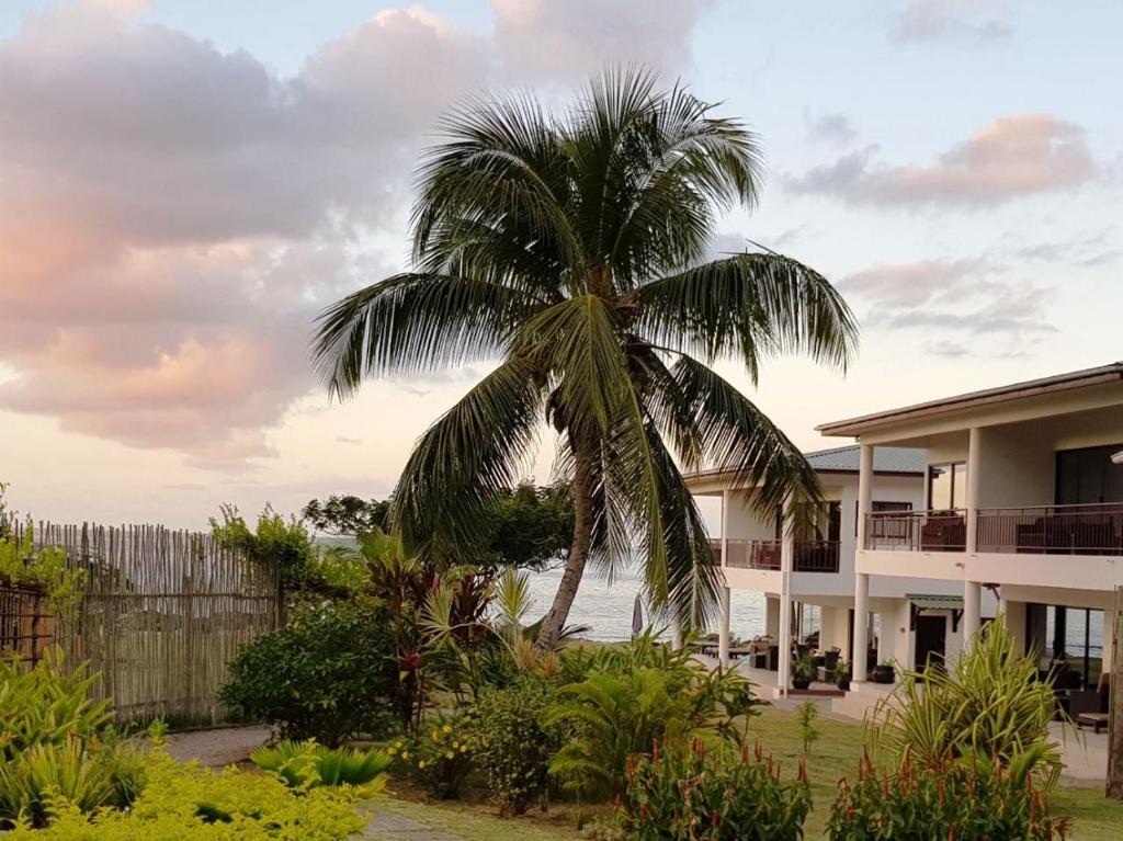 Апартаменты (Улучшенные апартаменты — Со стороны моря), Beach Cottages