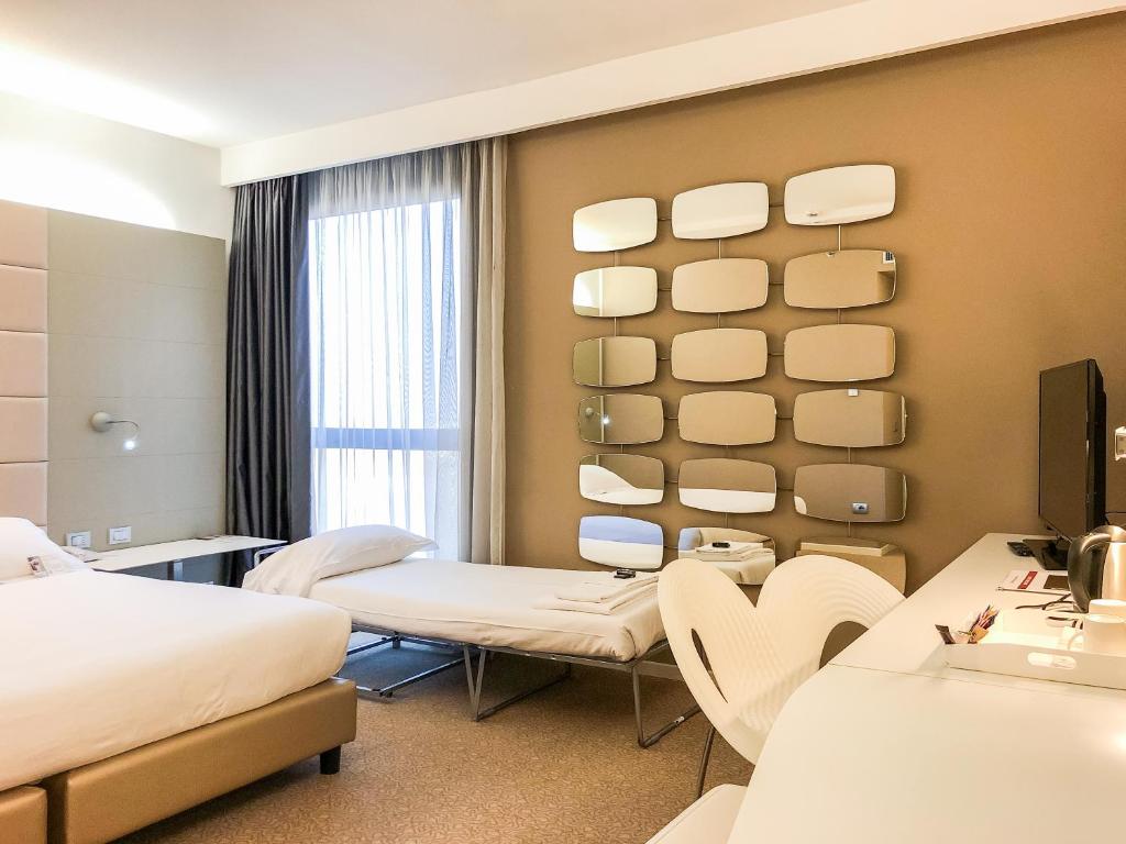 Трехместный (Стандартный трехместный номер), Best Western Plus Tower Hotel Bologna