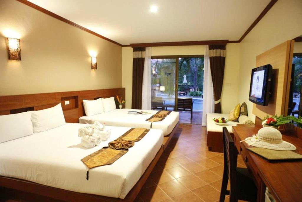 Двухместный (Двухместный номер Делюкс с 1 кроватью и доступом к бассейну) курортного отеля Fanari Khaolak, Кхаулак