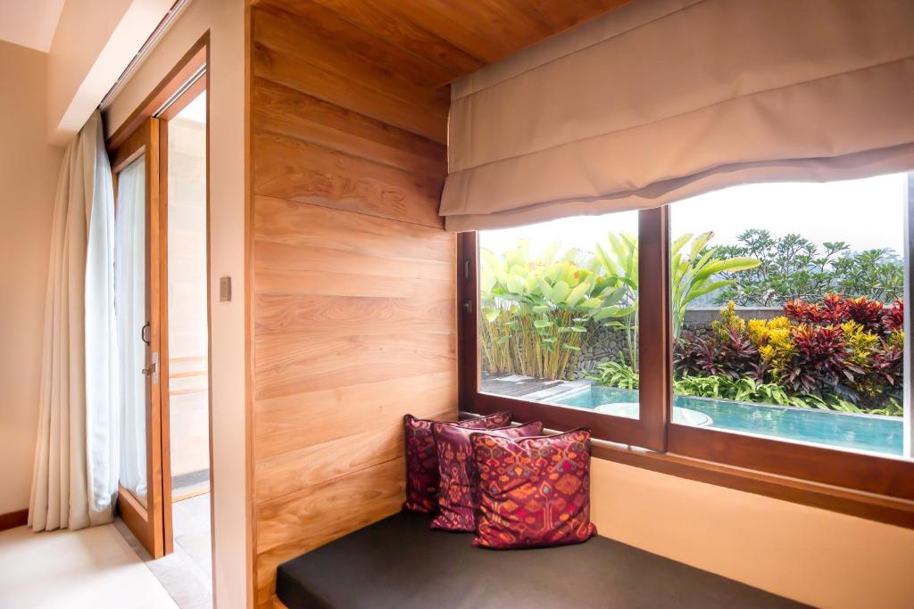 Сьюит (Выгодное предложение для раннего бронирования - Классический люкс) курортного отеля Ulun Ubud Resort, Убуд