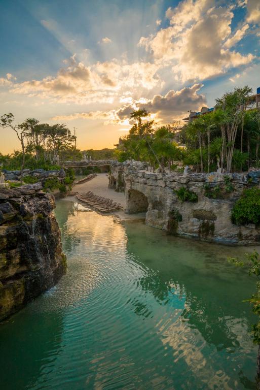 Четырехместный (Четырехместный номер), Hotel Xcaret Mexico - All Parks & Tours / All Inclusive