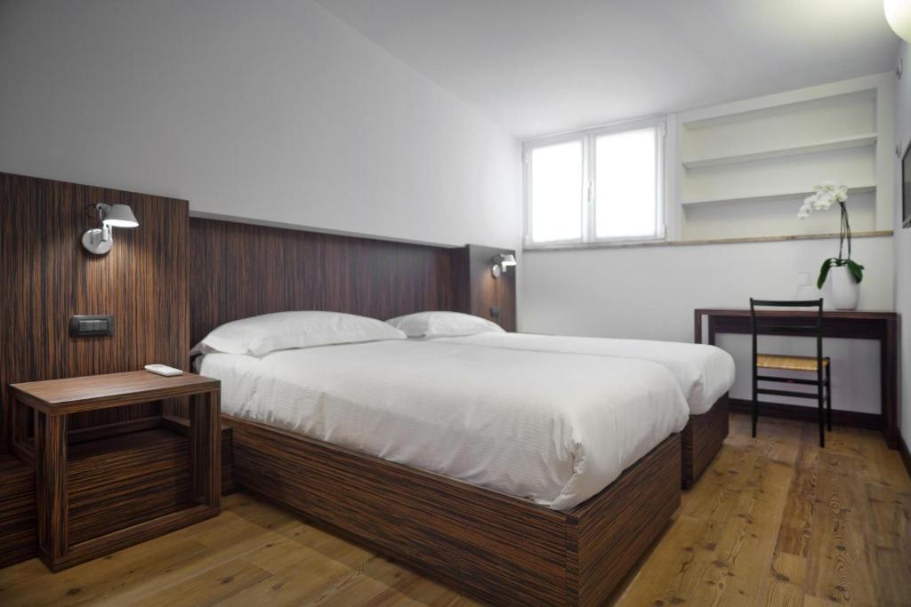 Двухместный (Двухместный номер с 1 кроватью или 2 отдельными кроватями) гостевого дома My Bed, Милан