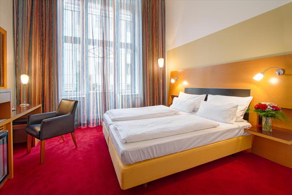 Двухместный (Двухместный номер Делюкс с 1 кроватью) отеля Theatrino Hotel, Прага