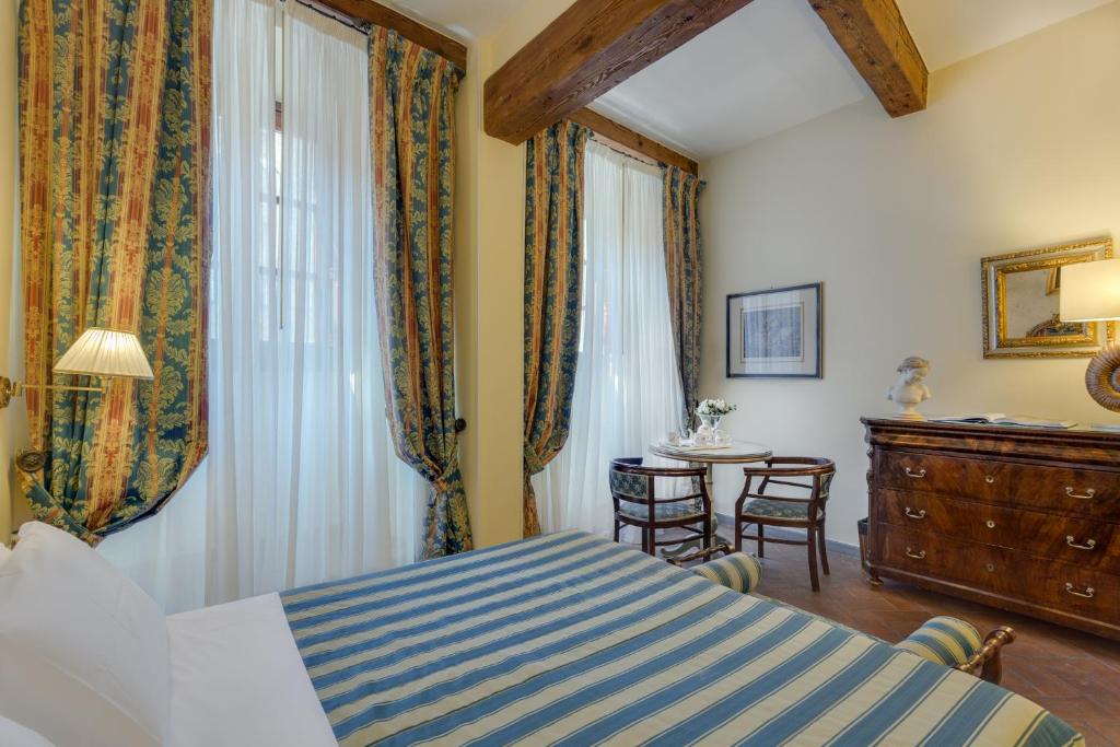 Двухместный (Номер Делюкс) отеля La Casa Del Garbo - Luxury Rooms & Suite, Флоренция