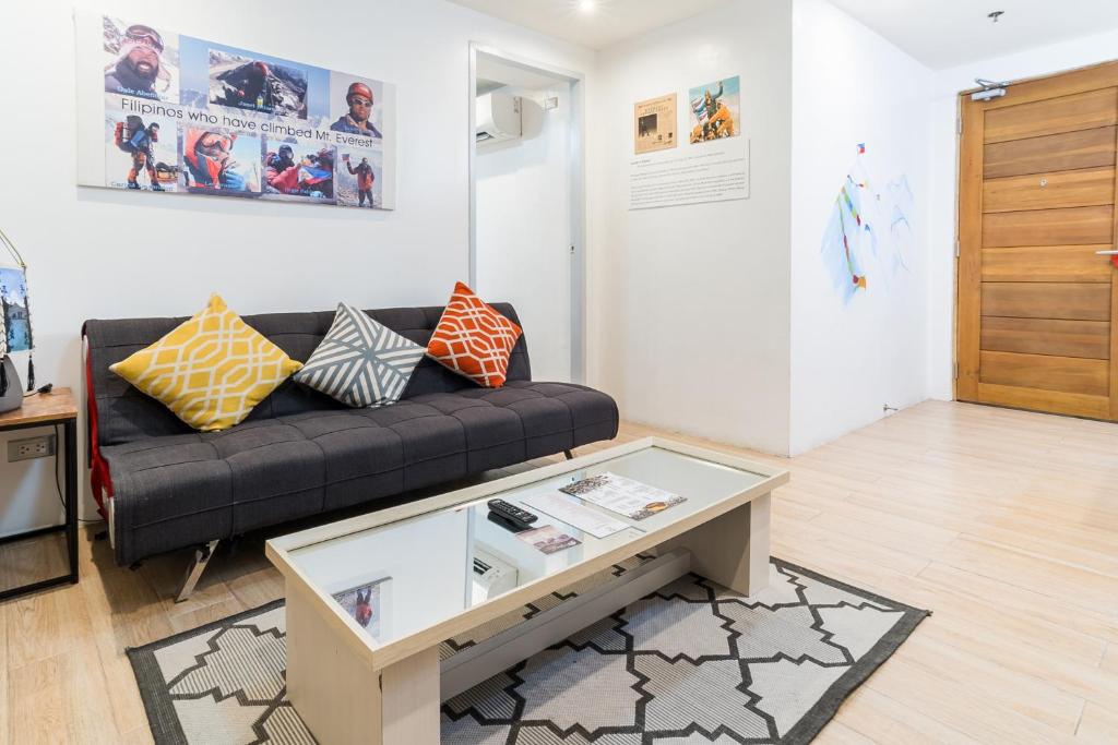 Сьюит (Люкс), Heroes Hotel