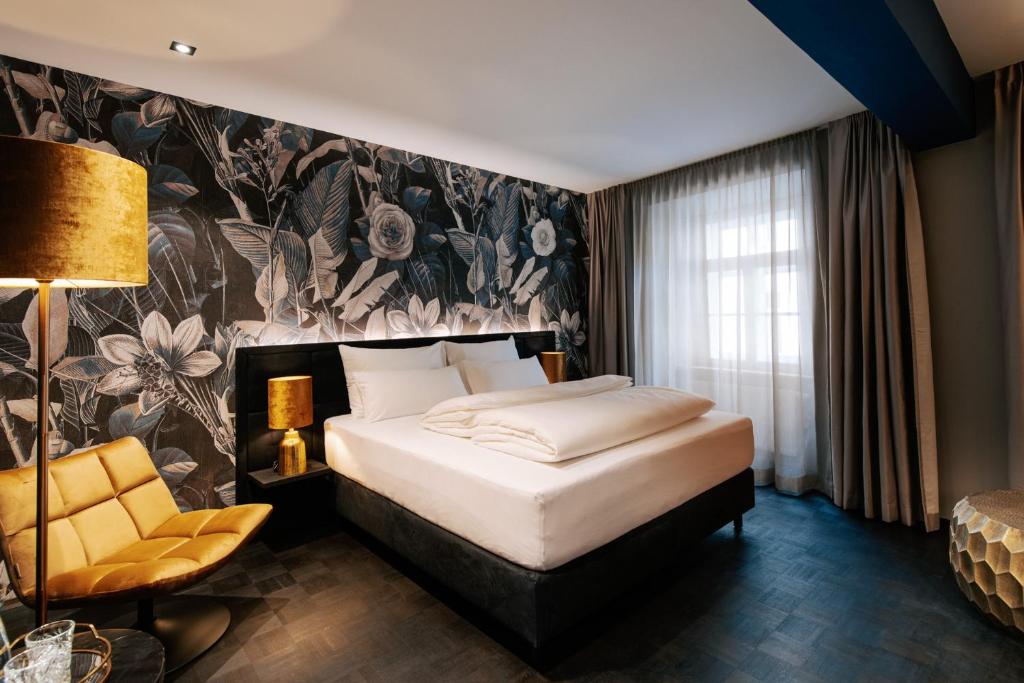 Двухместный (Улучшенный двухместный номер с 1 кроватью) отеля Aiola Living Graz, Грац