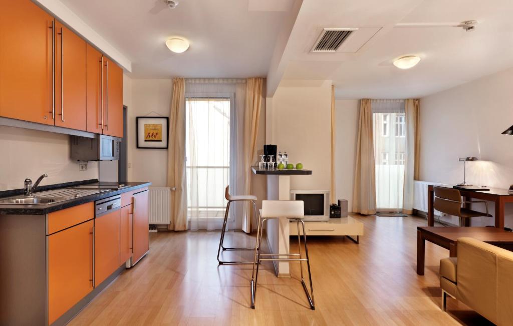 Апартаменты (Апартаменты (для 2 взрослых)) апарт-отеля LiV’iN Residence by Fleming’s Wien, Вена