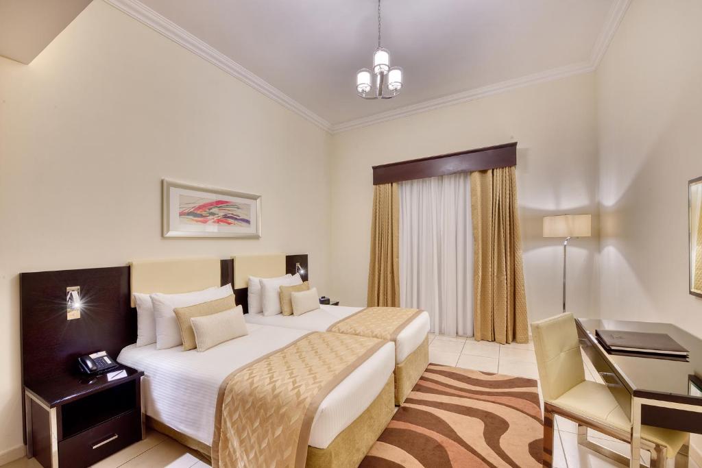 Апартаменты (Вилла с 3 спальнями и видом на город, бесплатный трансфер от/до пляжа и скидка 15% на еду и напитки) апарт-отеля Pearl Marina Hotel Apartment, Дубай
