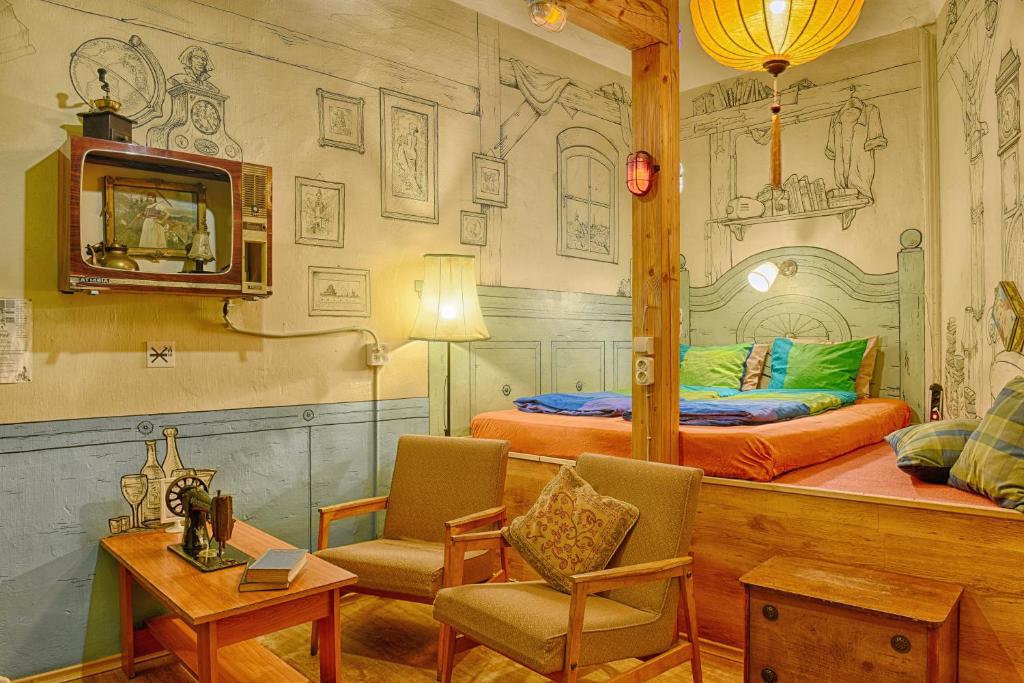 Двухместный (Двухместный номер с 1 кроватью и общей ванной комнатой) хостела Lavender Circus Hostel, Doubles & Ensuites, Будапешт
